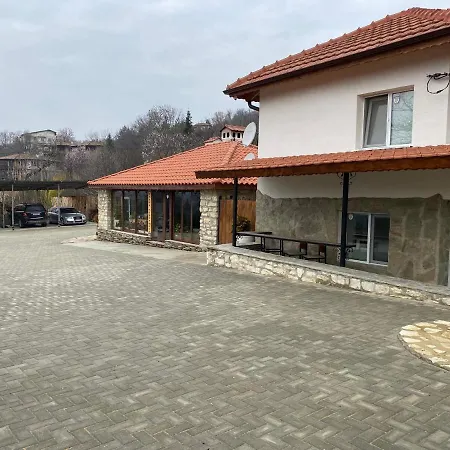 Къща За Гости Чевермето ゲストハウス